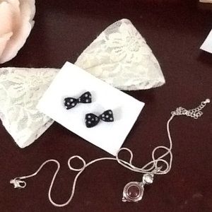 CUTE Earrings Black with White Poka Dots BOWS!!!😇